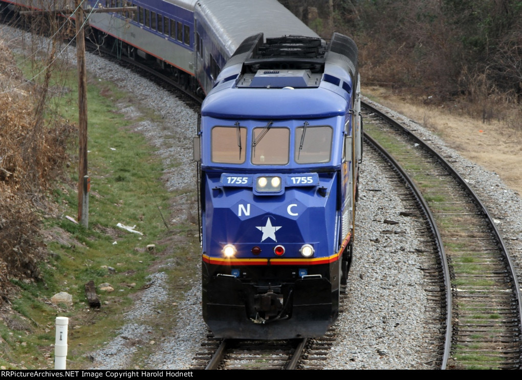 RNCX 1755 leads train 74 at Boylan